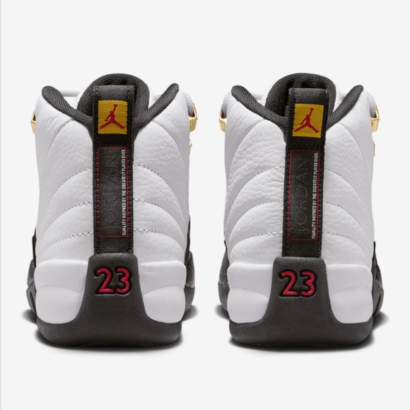 Like New Jordan Retro 12 (GS) Basketball Sneakers - Picture 3 of 6